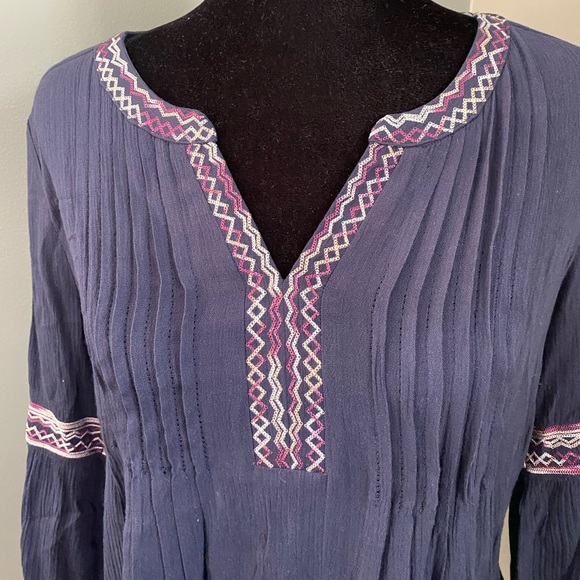 Skies Are Blue Elettra Embroidered Top Small - Picture 5 of 16